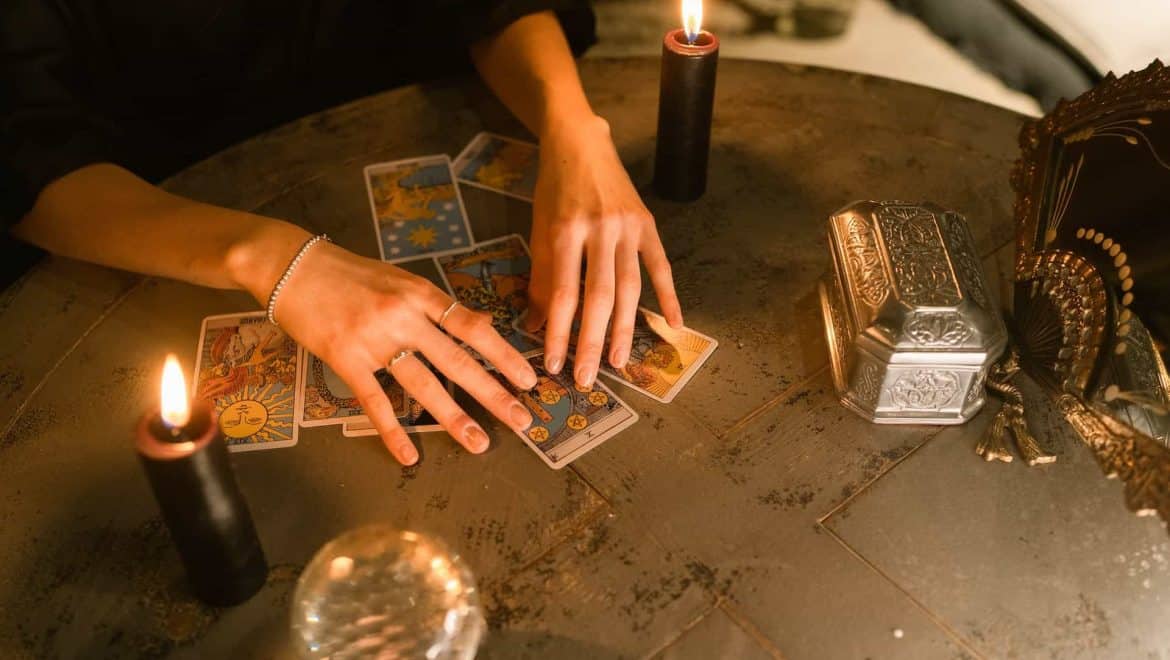 Learn the Different Types and Uses of Tarot Cards
